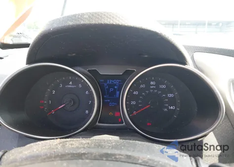 2013 Hyundai Veloster Base W/Black from USA, damaged, VIN KMHTC6AD8DU161702